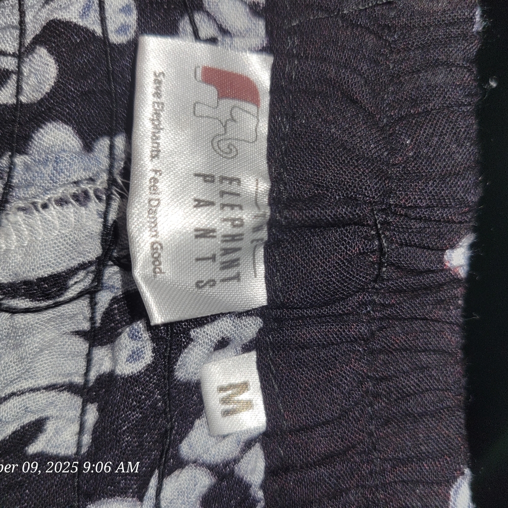 The Elephant Pants Women's Joggers Size Medium - Picture 7 of 7